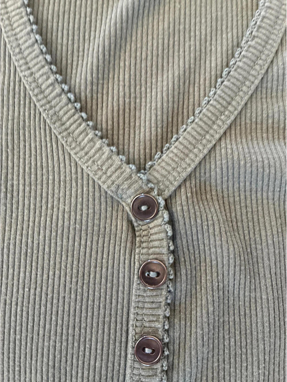 Liz & Sara Ribbed Button Tank Top Women's Small - Picture 3 of 4